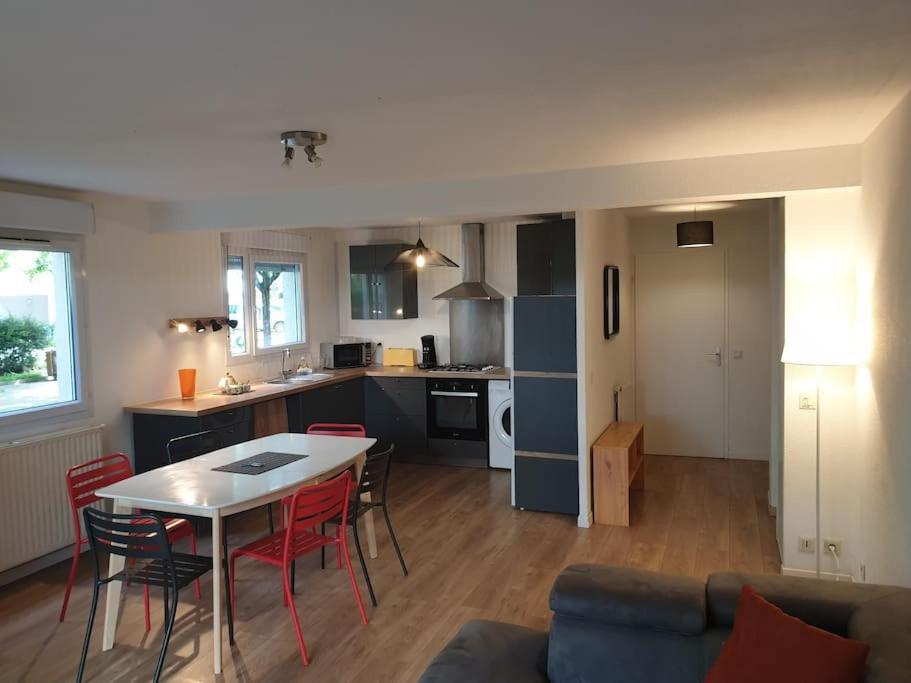 62 M2 Rez De Jardin, Terrasse , 6 Lits Et Parking Apartment Annecy Ngoại thất bức ảnh