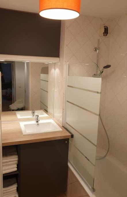 62 M2 Rez De Jardin, Terrasse , 6 Lits Et Parking Apartment Annecy Ngoại thất bức ảnh